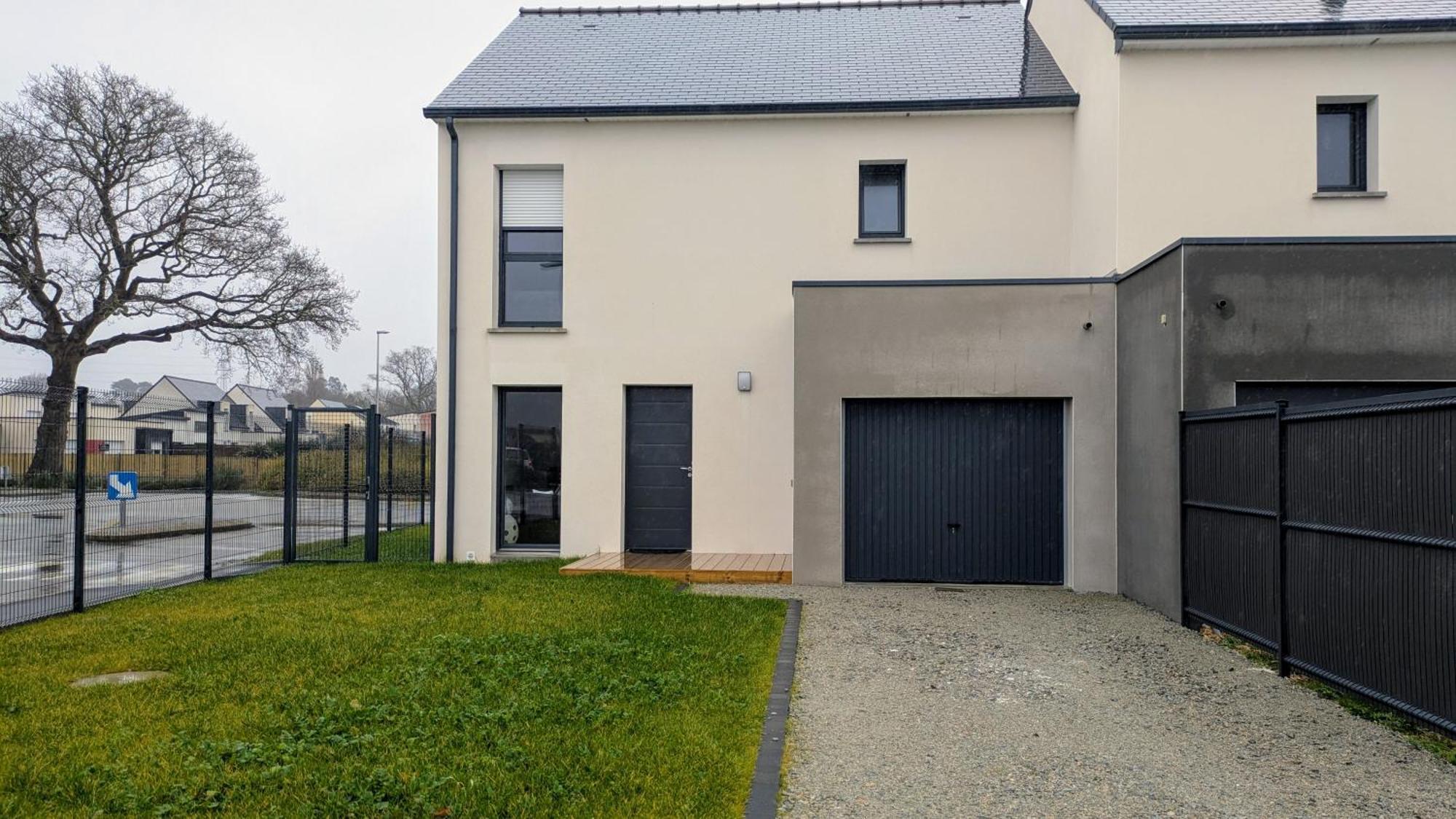Maison Neuve Avec Jardin Hébergement de vacances